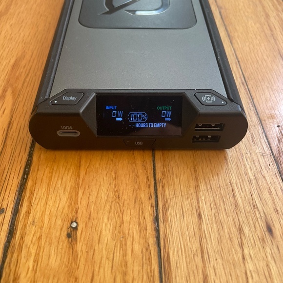 Goal Zero Sherpa 100PD Wireless Power Bank - Picture 2 of 3